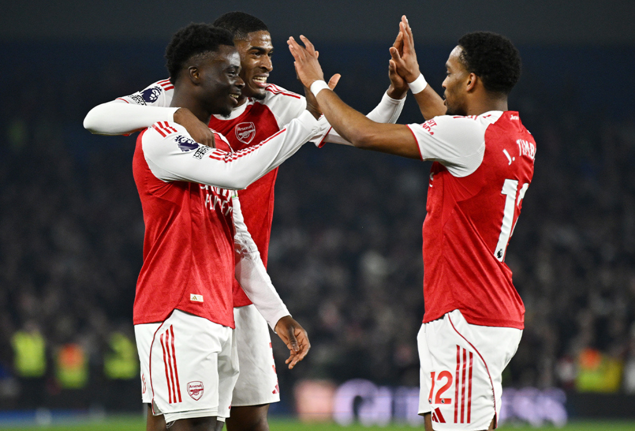 Brighton vs Arsenal 0-1, Gol Saka Bawa Arsenal Tetap Kokoh di Puncak