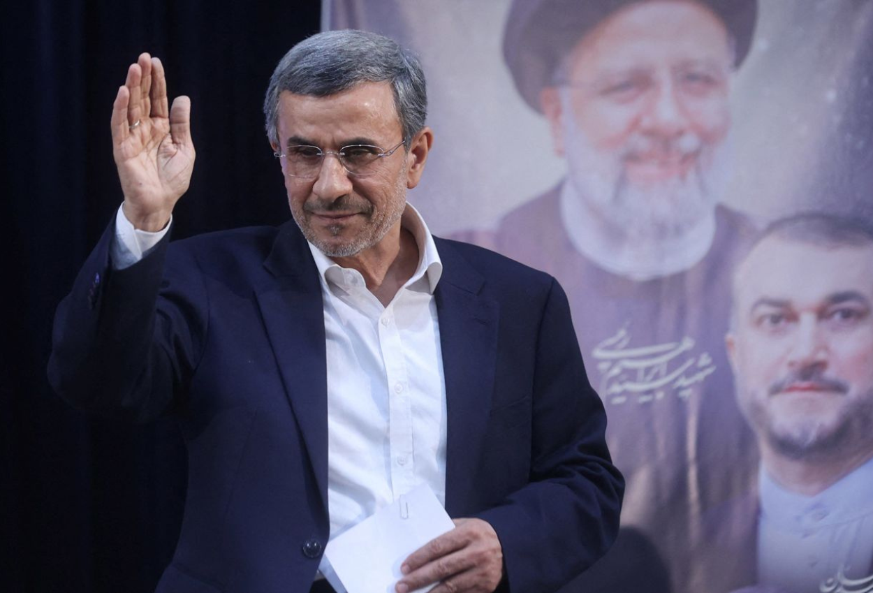 Eks Presiden Mahmoud Ahmadinejad Dilaporkan Meninggal Dunia