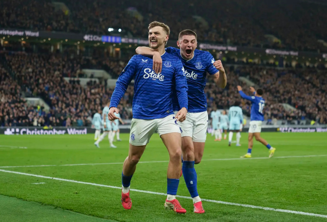 Hasil Pertandingan Everton vs Burnley 2-0, The Toffees Bangkit dengan Tiga Poin Krusial