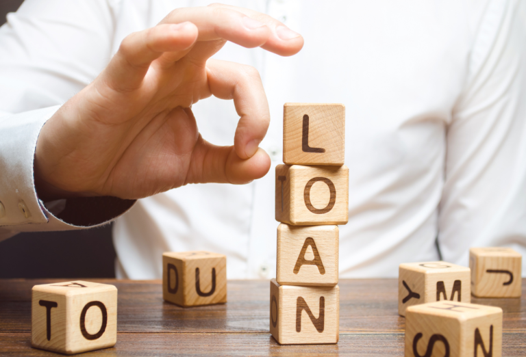 KPPU Umumkan Putusan Kasus Dugaan Pelanggaran Pinjol