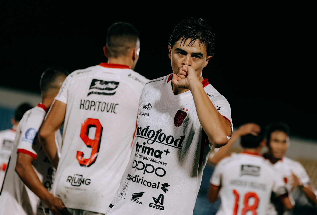 Laga Bali United vs Arema FC Diwarnai dengan 2 Gol Bunuh Diri