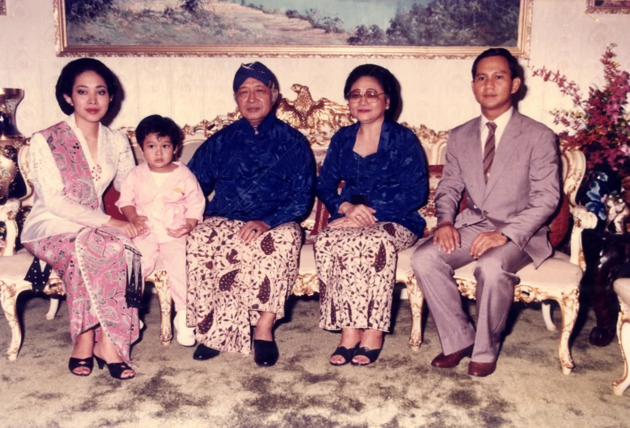 Momen Ultah Didit, Prabowo Bagikan Foto Bersama Soeharto dan Tien Soeharto