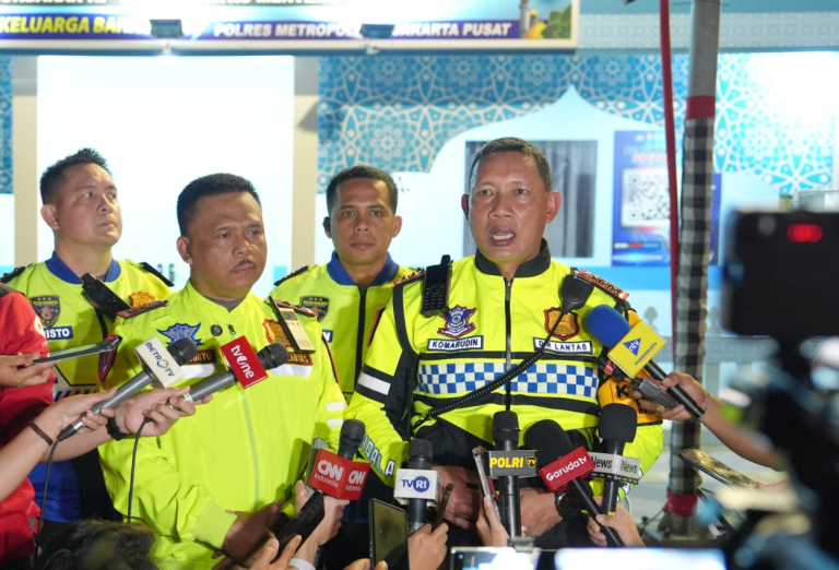 Polda Metro Larang Warga Konvoi saat Malam Takbiran