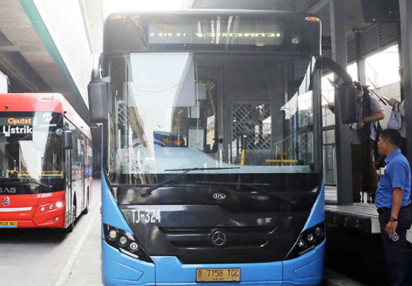 Rute Transjabodetabek Blok M–Soetta Resmi Beroperasi Mulai Hari Ini