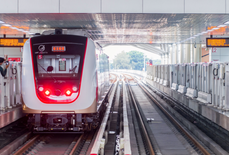 Selama Libur Lebaran Tarif LRT Jabodebek Maksimal Hanya Rp10.000