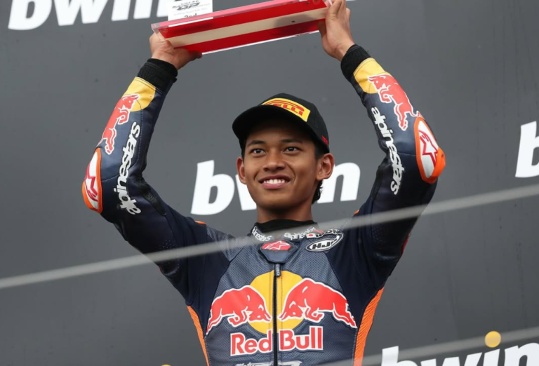 Veda Ega Pratama Resmi Bergabung dengan Red Bull Blue and Silver