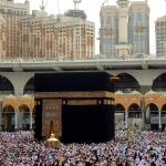 Wamenhaj Pertimbangkan Tunda dan Ubah Rute Haji Imbas Konflik Timur Tengah