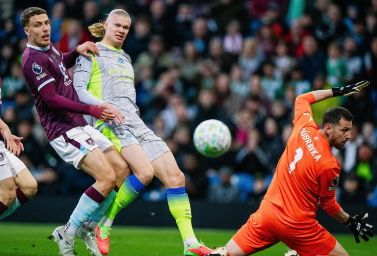 Burnley vs Man City 0-1 Singkirkan Arsenal, The Citizens Rebut Posisi Teratas Klasemen