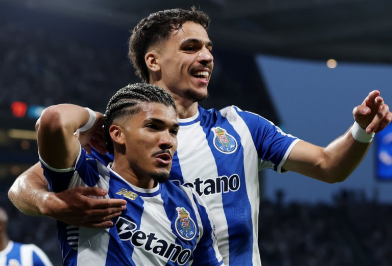 FC Porto vs Nottingham Forest 1-1 Gol Bunuh Diri Warnai Hasil Imbang di Dragao