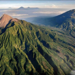 Gunung Slamet Ditutup akibat Suhu Mencapai 464 Derajat Celcius