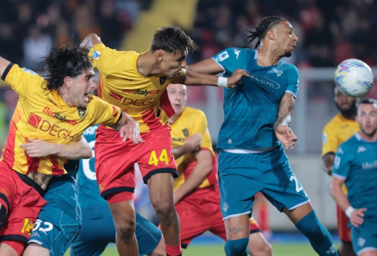 Lecce vs Fiorentina 1-1 Lecce Belum Bisa Beranjak dari Zona Degradasi