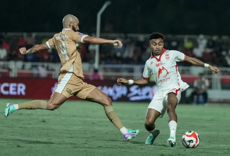 Malut United vs Dewa United 1-2 Brace Alex Martins Bawa Kemenangan Dramatis