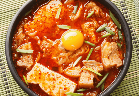 Mengenal Sundubu Jjigae, Sup Tahu Sutra Pedas Khas Korea