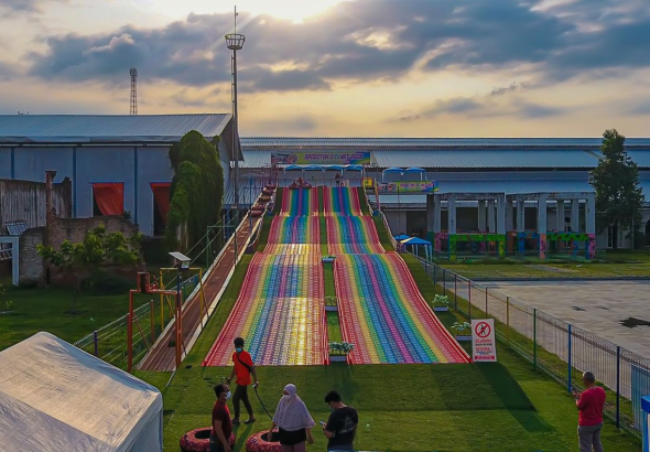 Nikmati Perjalanan dengan Berhenti di Rest Area Brebes