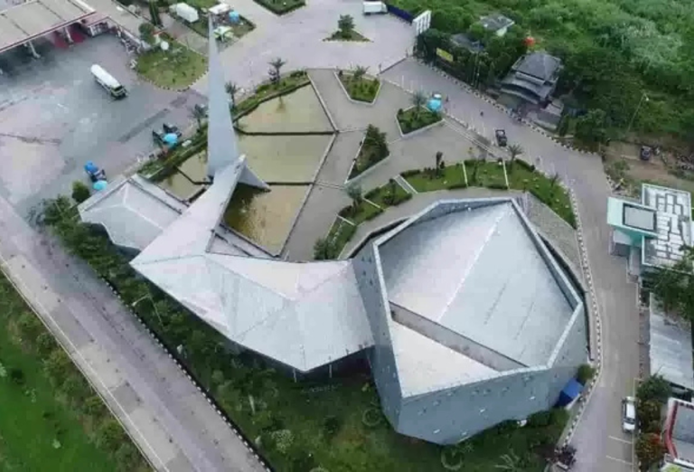 Nyamannya Beristirahat di Rest Area Bandung-Jakarta