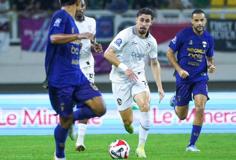 Persita Tangerang vs Arema FC 0-1 Gol Free Kick Franca Bawa Singo Edan Menang