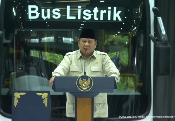 Prabowo Bidik Produksi Massal Sedan Listrik RI Mulai 2028