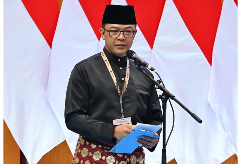Sugiono Gantikan Prabowo sebagai Ketua Umum Pencak Silat Indonesia