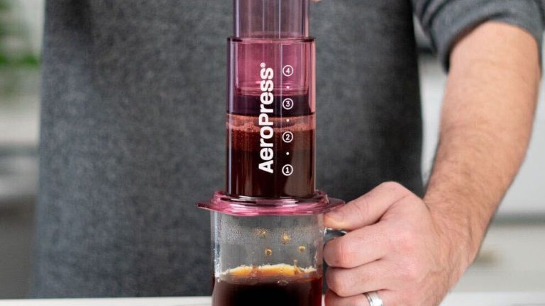 Aeropress_Coffee_Pink