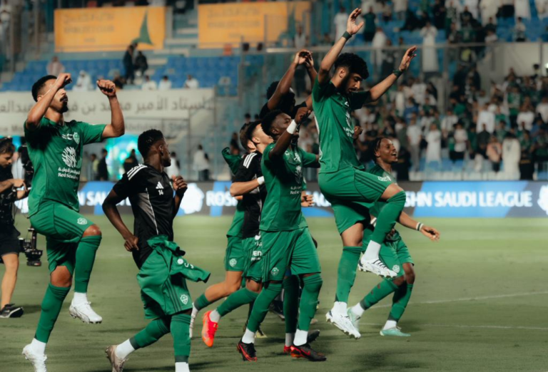 Al-Khaleej vs Al-Ahli 1-4 - Goncalves Pimpin Pesta Kemenangan Al-Ahli