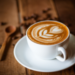 Cara Mengontrol Suhu Air Saat Menyeduh Kopi agar Rasa Lebih Maksimal