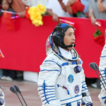 China Kirim Tiga Astronot ke Bulan dalam Misi Shenzhou-23, Siap Saingi AS