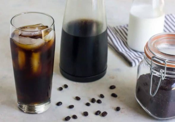 How-to-Make-Cold-Brew-Coffee-full-hires-700x525