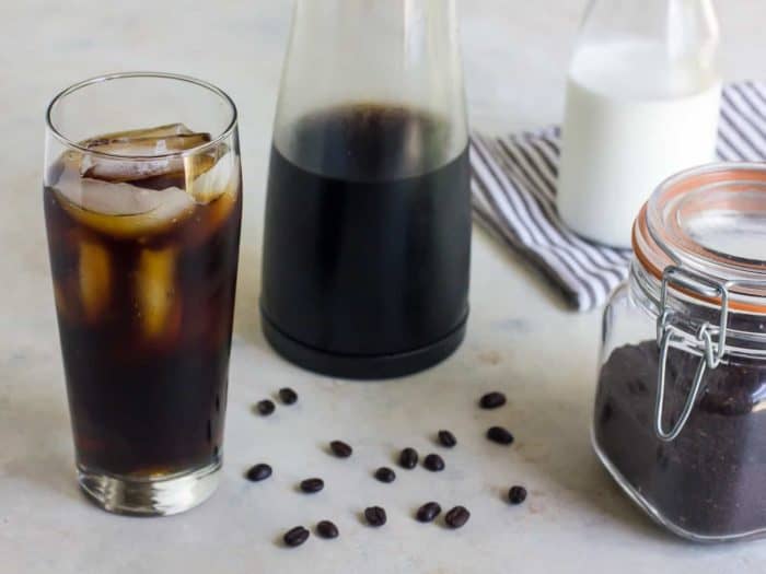 How-to-Make-Cold-Brew-Coffee-full-hires-700x525