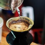 Ilustrasi-Nyeduh-Kopi_7079-800x445