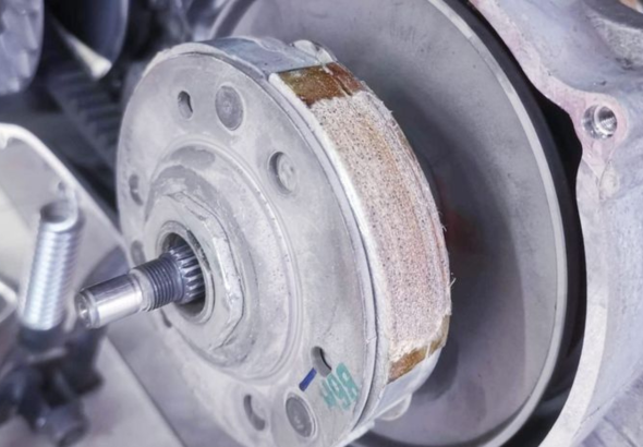 Pengaruh Ganti Kampas Ganda Baru pada Akselerasi Motor Matic