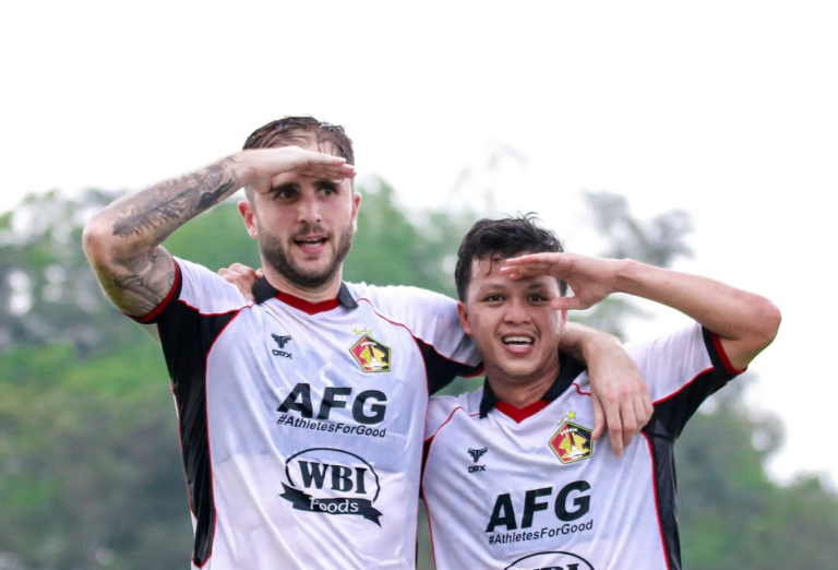 Persik Kediri vs Arema FC 3-2 Ernesto Gomez Menggila, Macan Putih Menang Dramatis atas Singo Edan