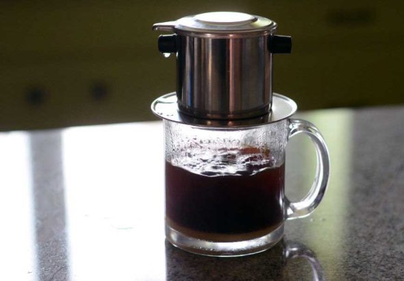 bitka-vietnam-drip-101-tentang-phin-dan-cara-membuat-kopi-vietnam-yang-nikmat-1